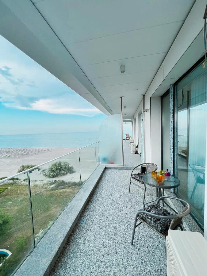 Sea On Mamaia Apartment Екстериор снимка